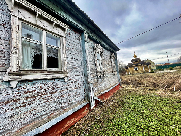 Дом в деревне Пожинская
