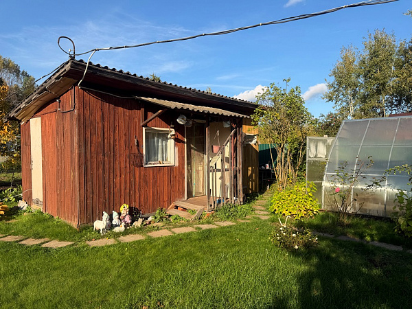 Дача в СНТ Ромашка
