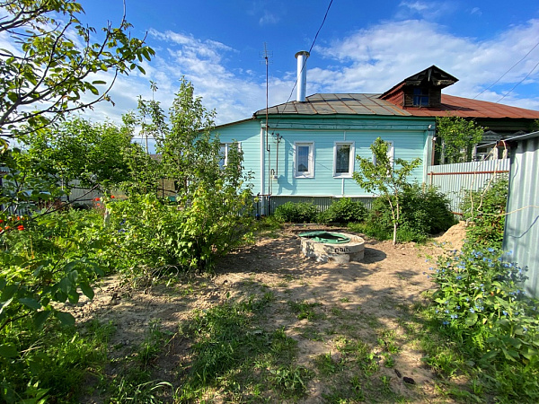 Часть дома в деревне Семеновская