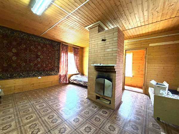 Дом в деревне Ларинская