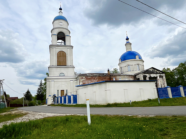 Участок в селе Раменки