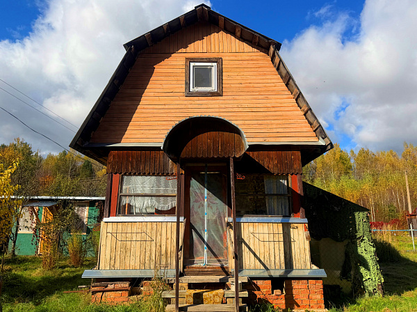 Дача в СНТ Ромашка