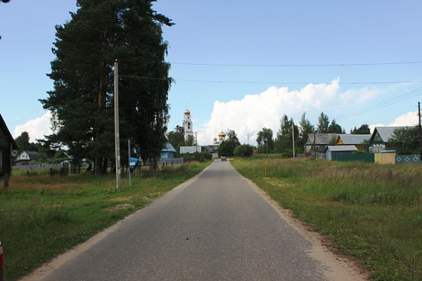 Участок в деревне Середниково