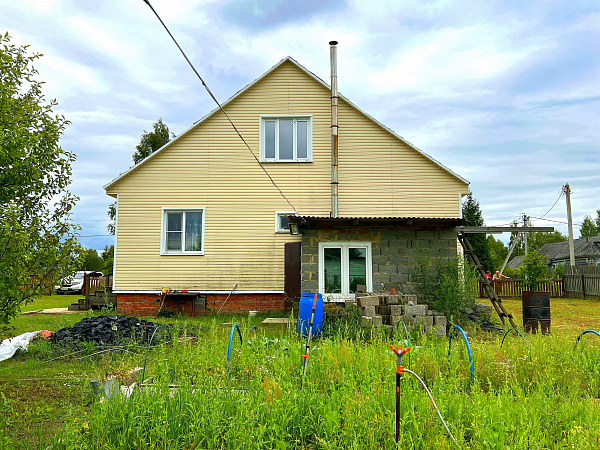 Дом в деревне Княжево